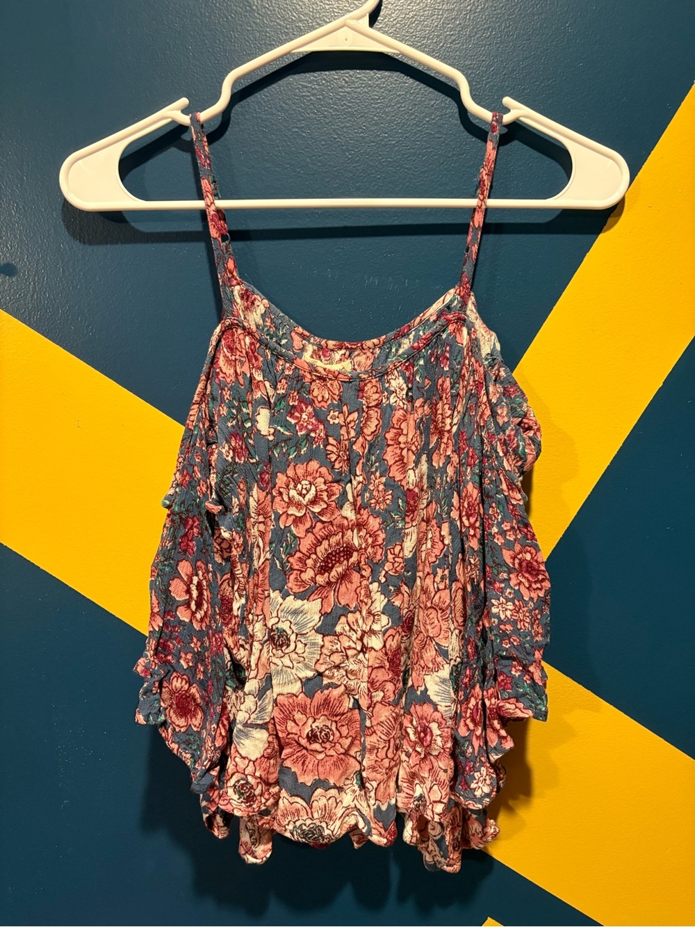 Billabong Floral Bell Sleeve Cold Shoulder Top EUC